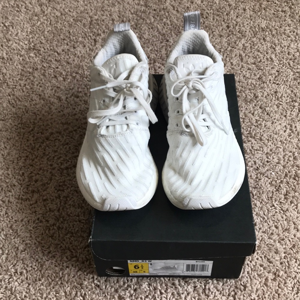 Adidas NMD R2